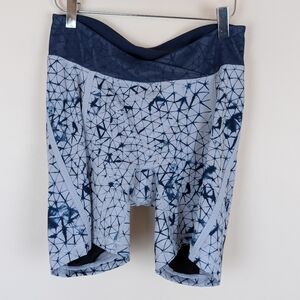 Lululemon Pedal Pace Short Star Crushed Silver Fox Deep Navy / Deep Navy